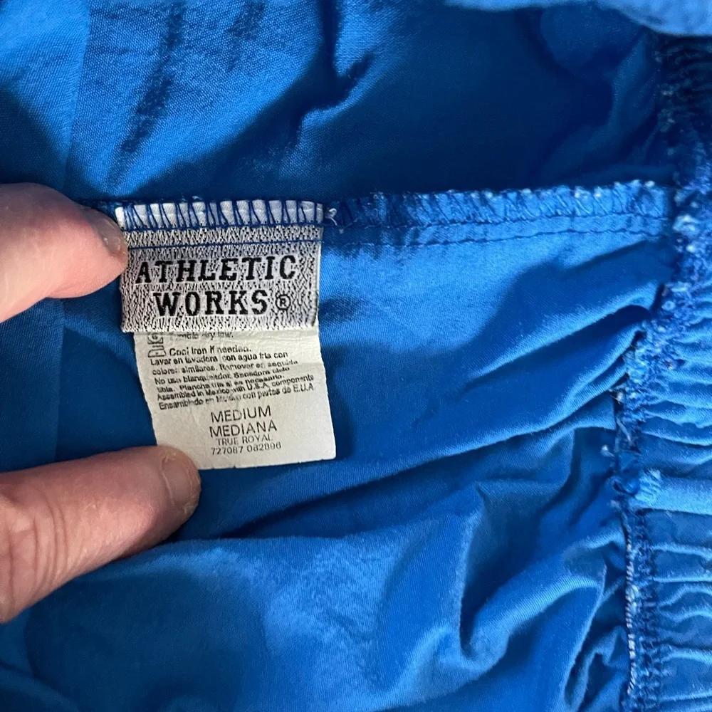 Royal  Blue Elastic Waist Shorts!   Size Medium - Picture 2 of 3